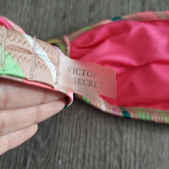 Victoria's Secret Stripe Multi Color Bikini Top Size Medium - Picture 4 of 6